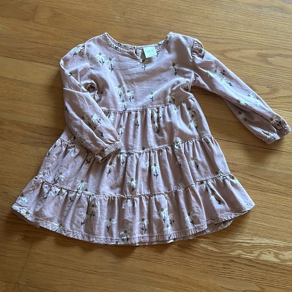 8 Piece 5t Girls Bundle - Picture 9 of 16